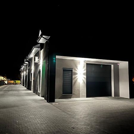 M&M Apartamenty Jasionka Exterior foto